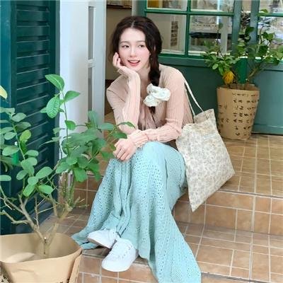 爱在心里口难开
